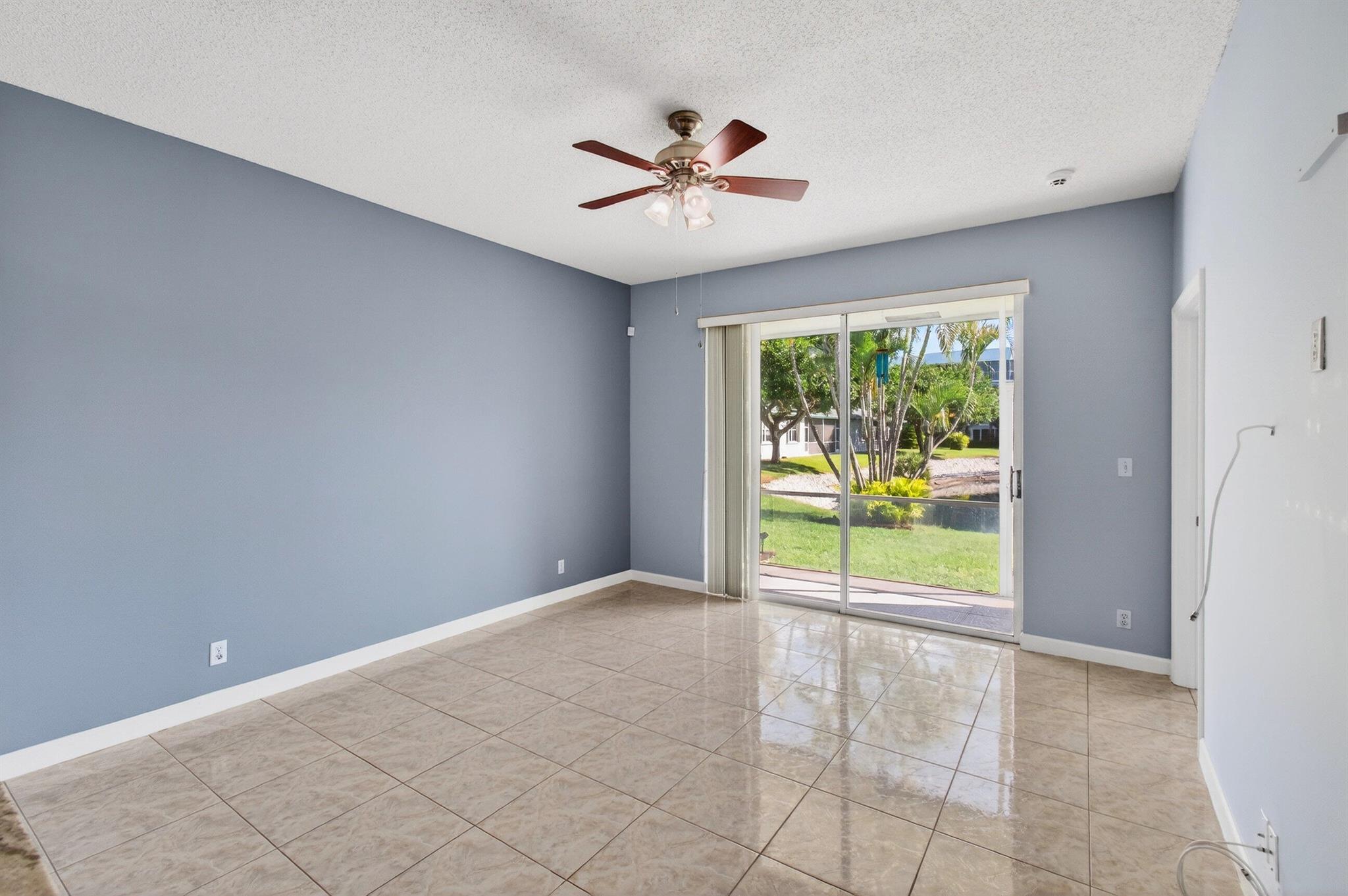 POINCIANA PLACE VILLAS CO - Residential Lease