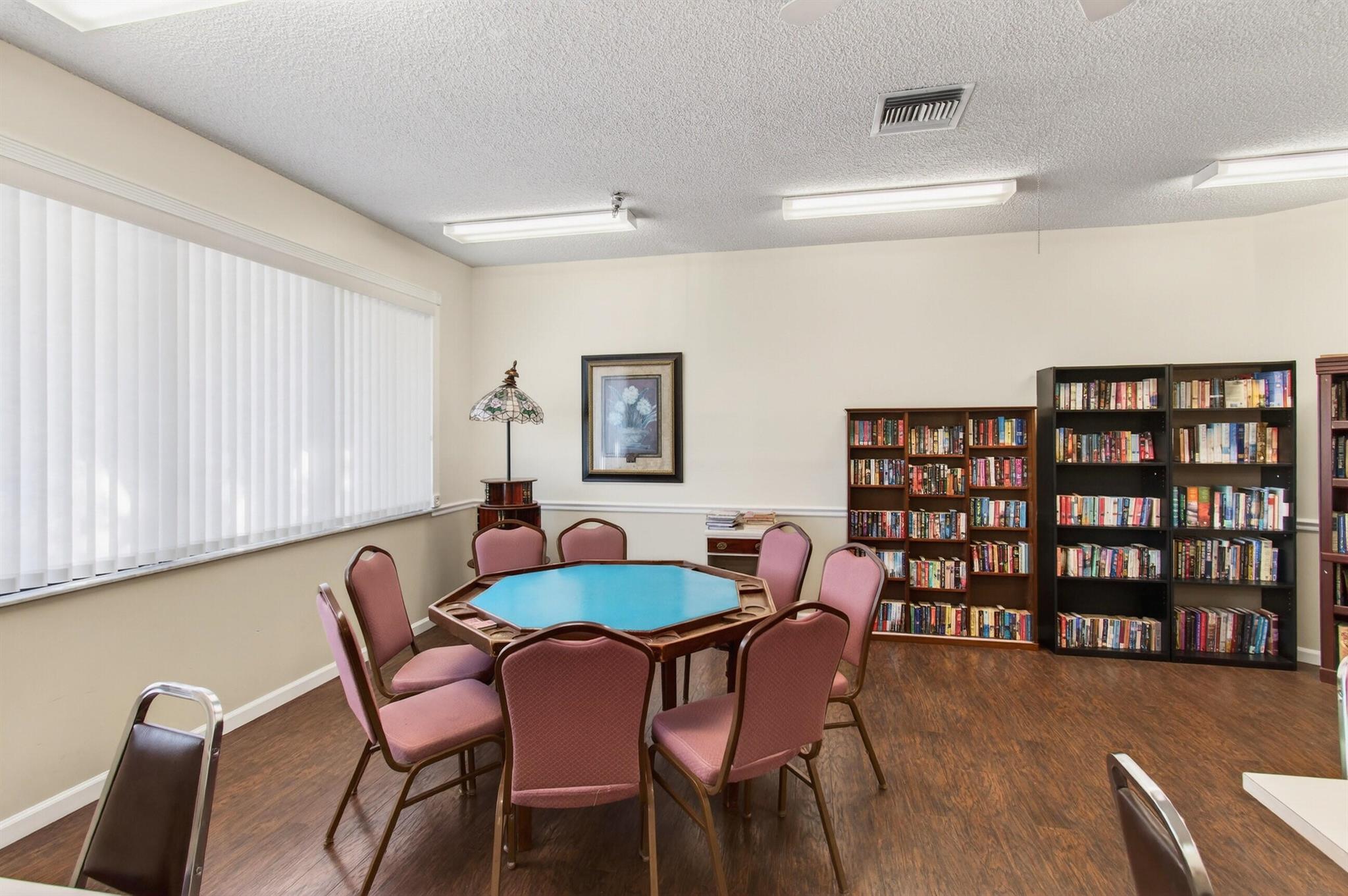 POINCIANA PLACE VILLAS CO - Residential Lease