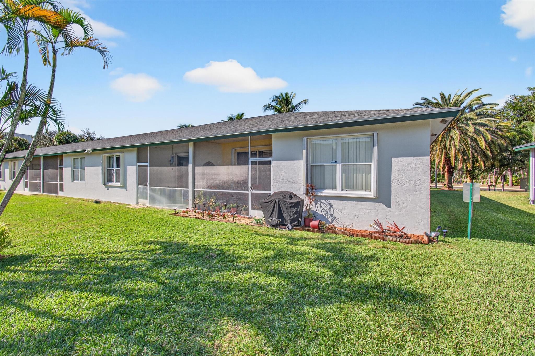 POINCIANA PLACE VILLAS CO - Residential Lease