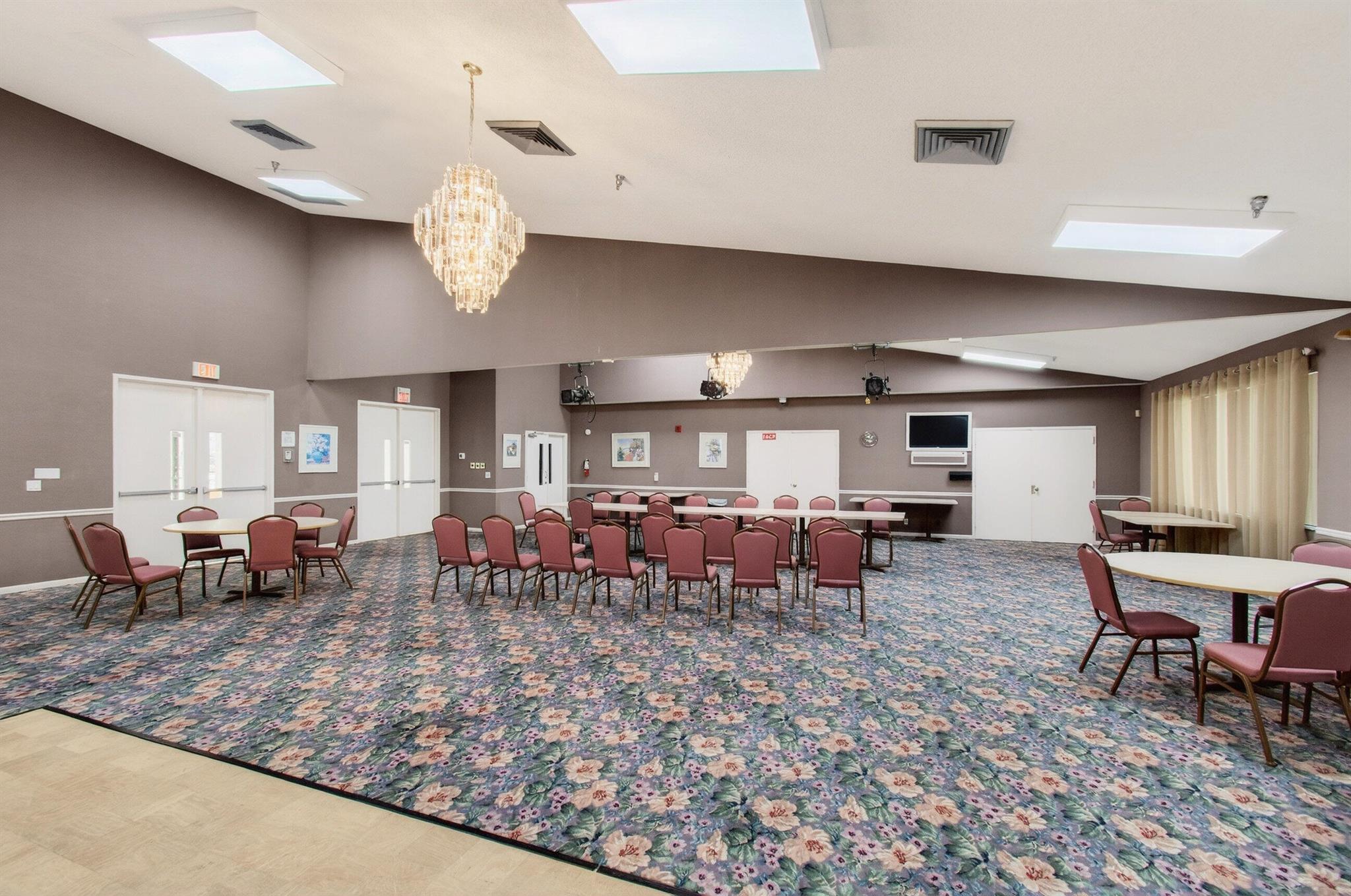 POINCIANA PLACE VILLAS CO - Residential Lease