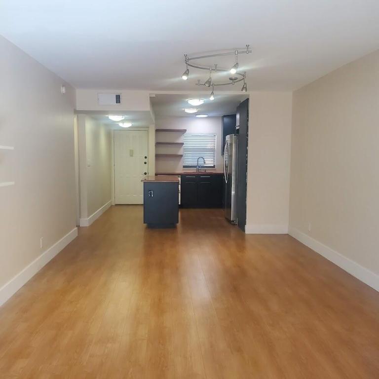 2001 W Woolbright Road F203