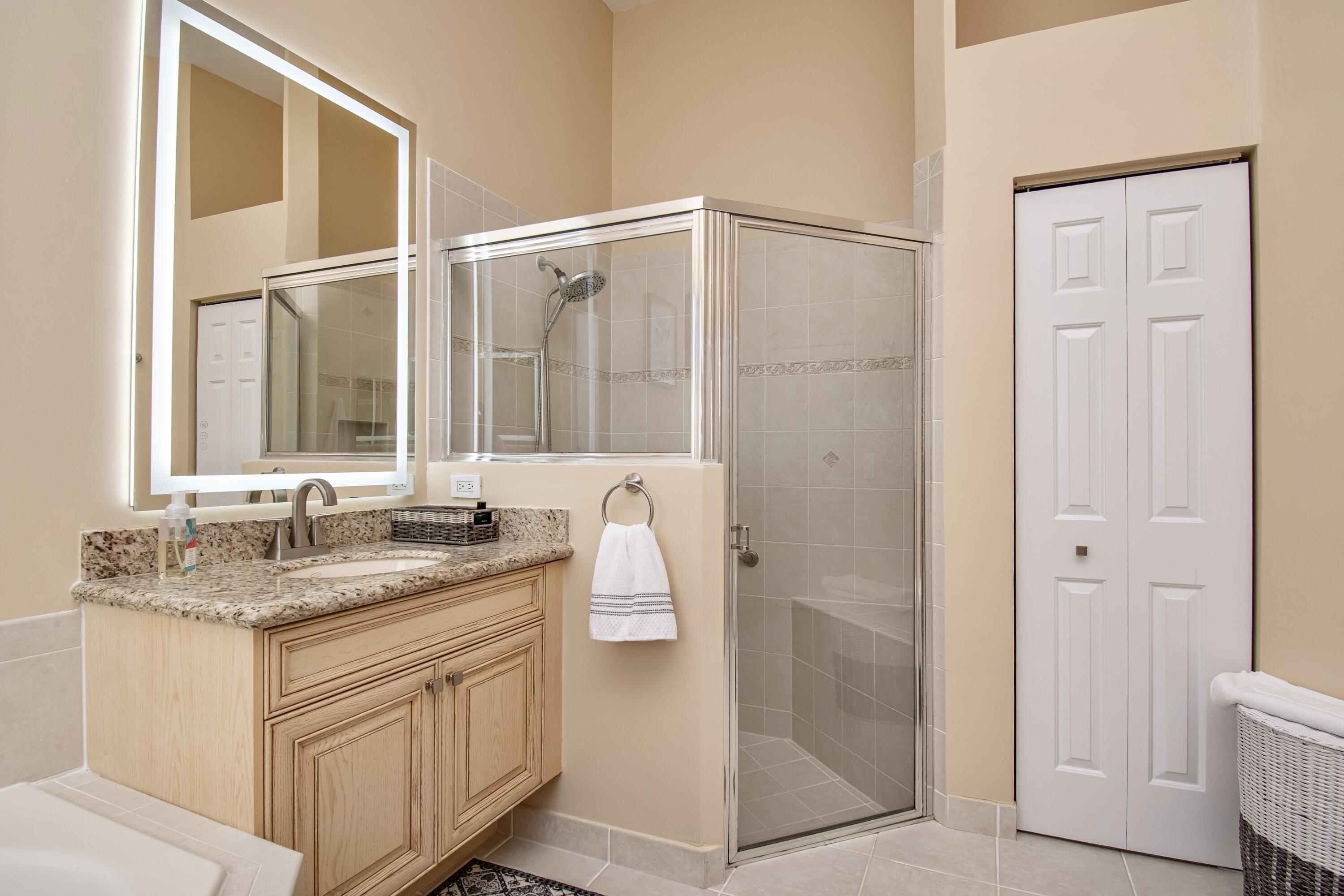 VIZCAYA 3 - Residential