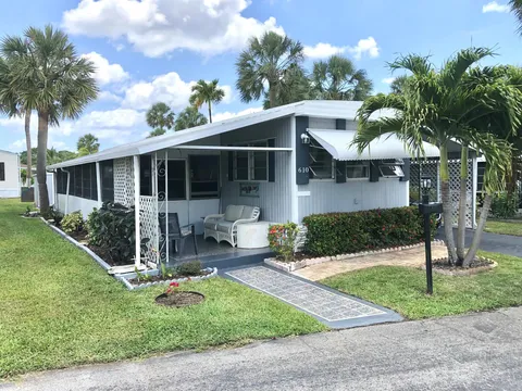 610 Frangipani Lane, Deerfield Beach, FL MLS: R11082974