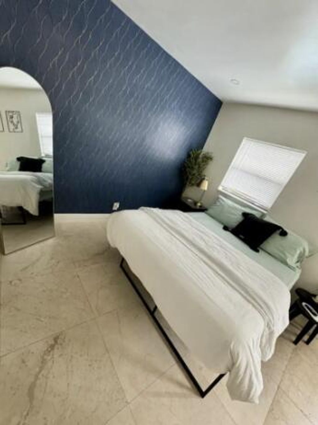 Photo of 408 SE 12th Court #3b, Fort Lauderdale, FL 33316 (MLS # R11138340)