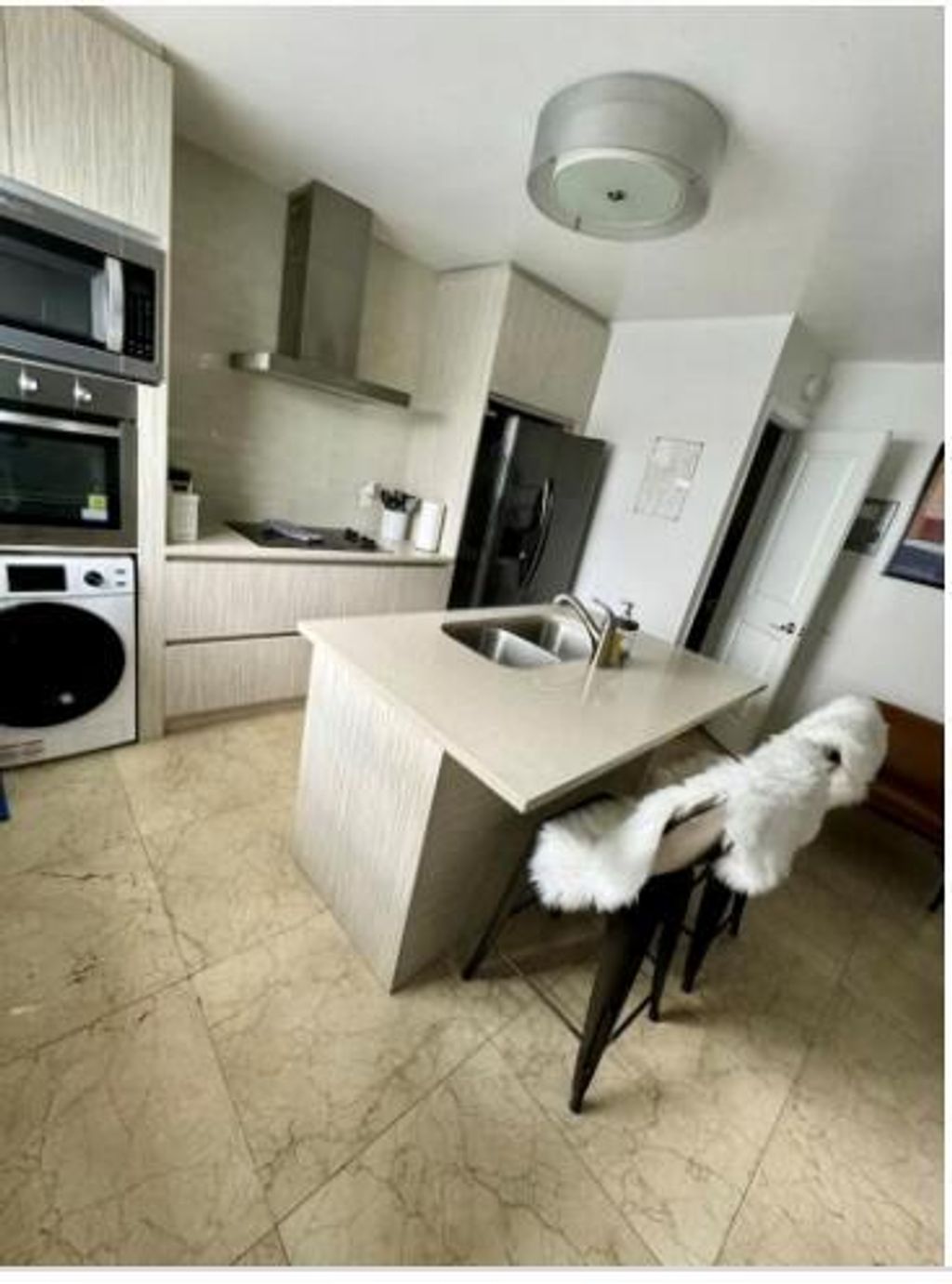 Photo of 408 SE 12th Court #3b, Fort Lauderdale, FL 33316 (MLS # R11138340)