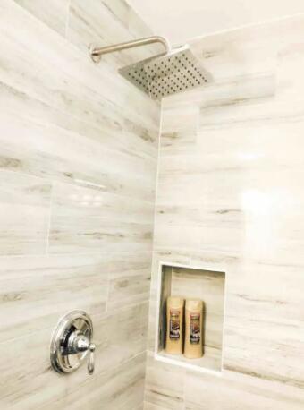 CROISSANT PARK - Residential Lease