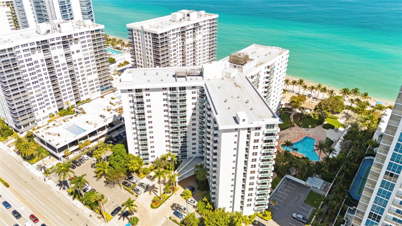 3001 S Ocean Drive 333