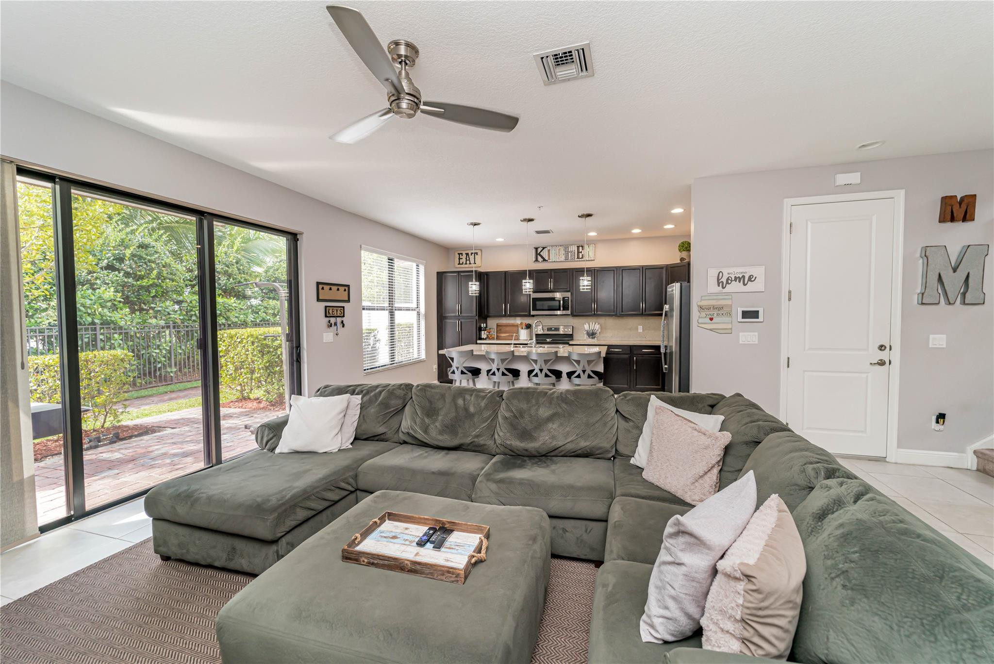 CT INDUSTRIAL PLAT - Residential Lease