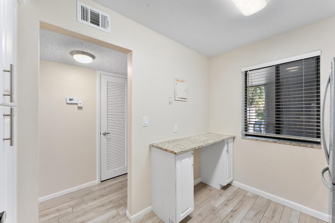 FOUNTAINS OF PALM BEACH CONDO 2 - Residential