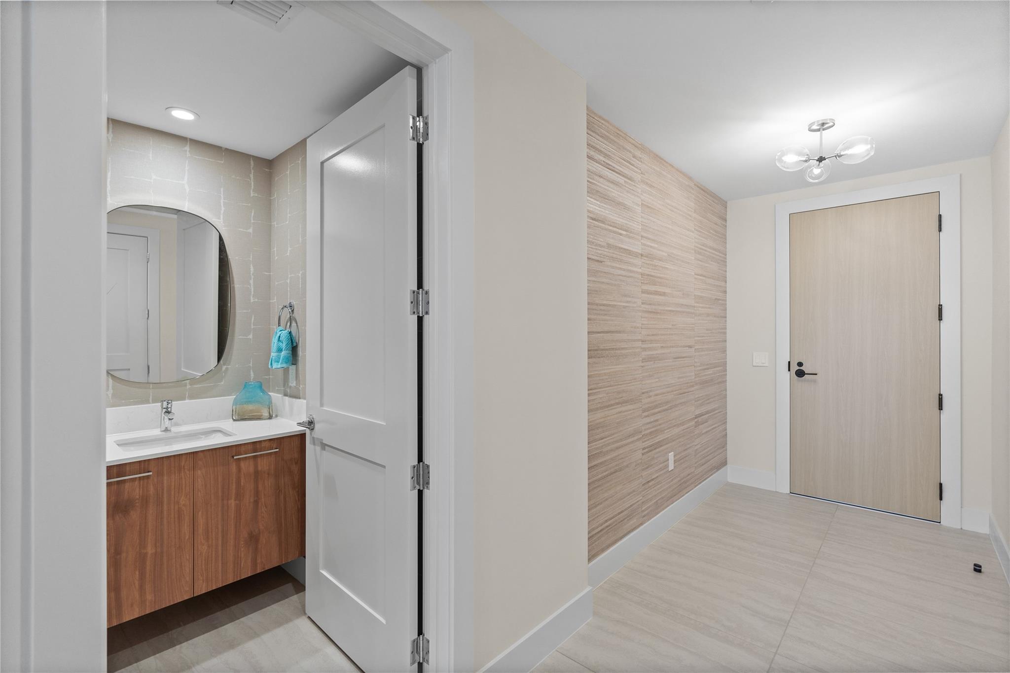 SELENE OCEANFRONT - Residential