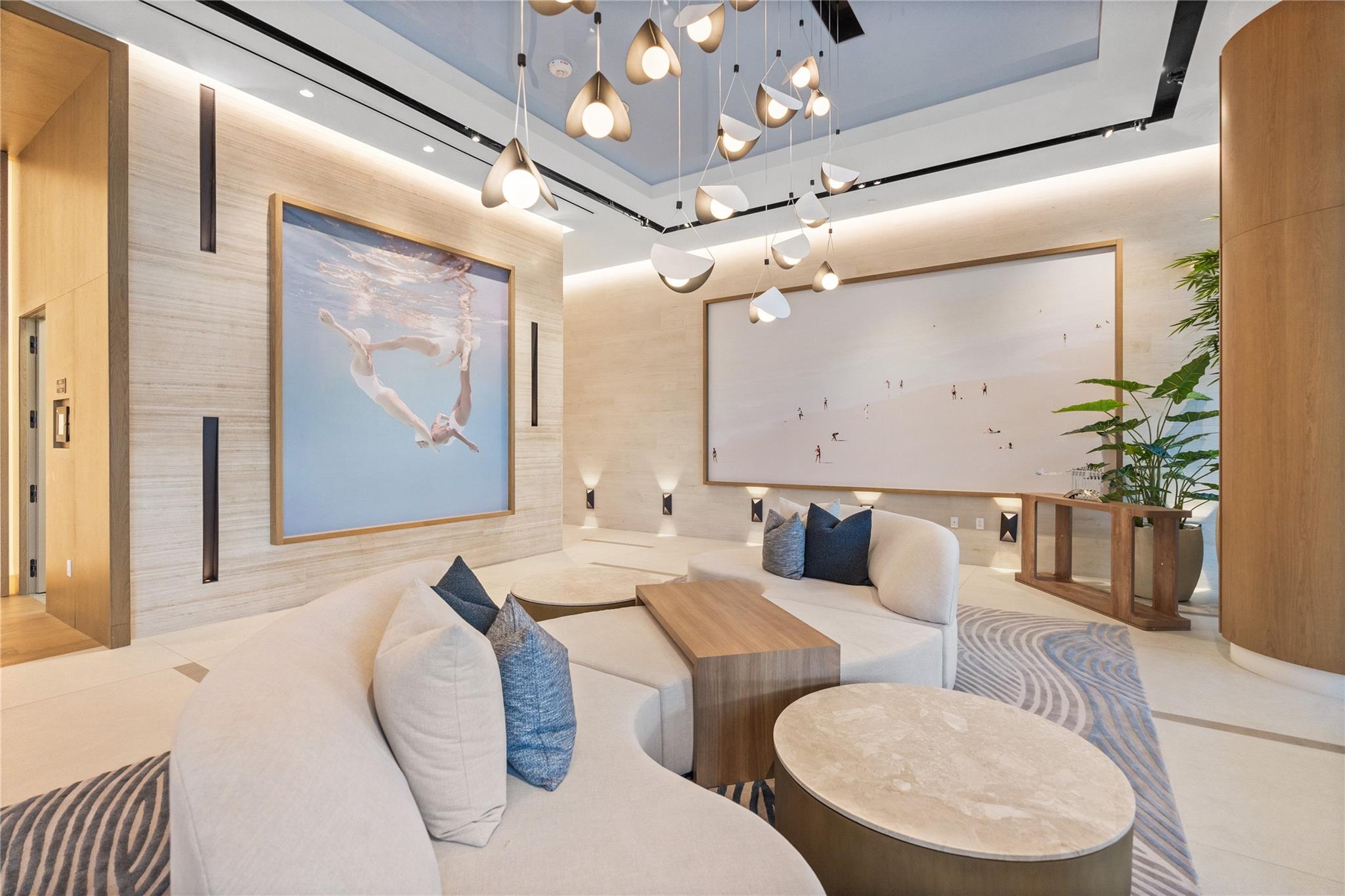 SELENE OCEANFRONT - Residential