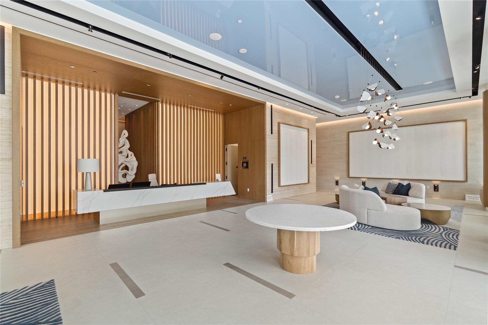 SELENE OCEANFRONT - Residential