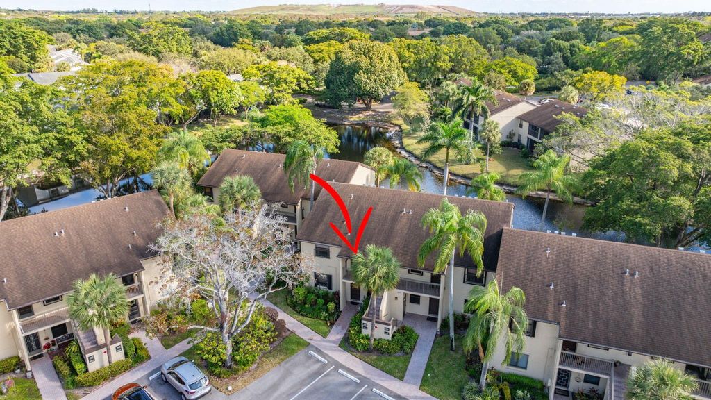 Photo of 3273 Carambola Circle #23137, Pompano Beach, FL 33066 (MLS # F10554581)