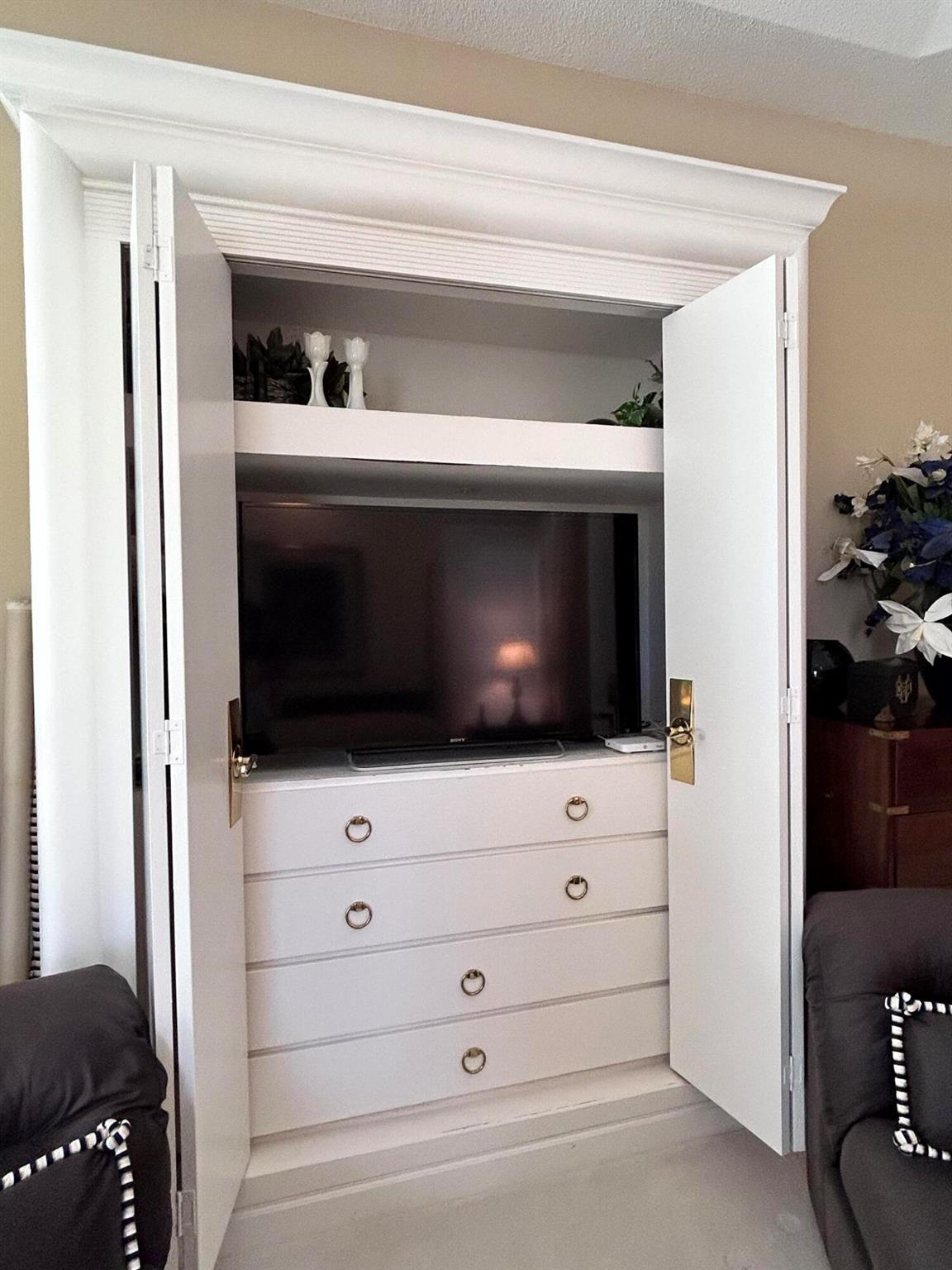 MARINER SANDS - Residential