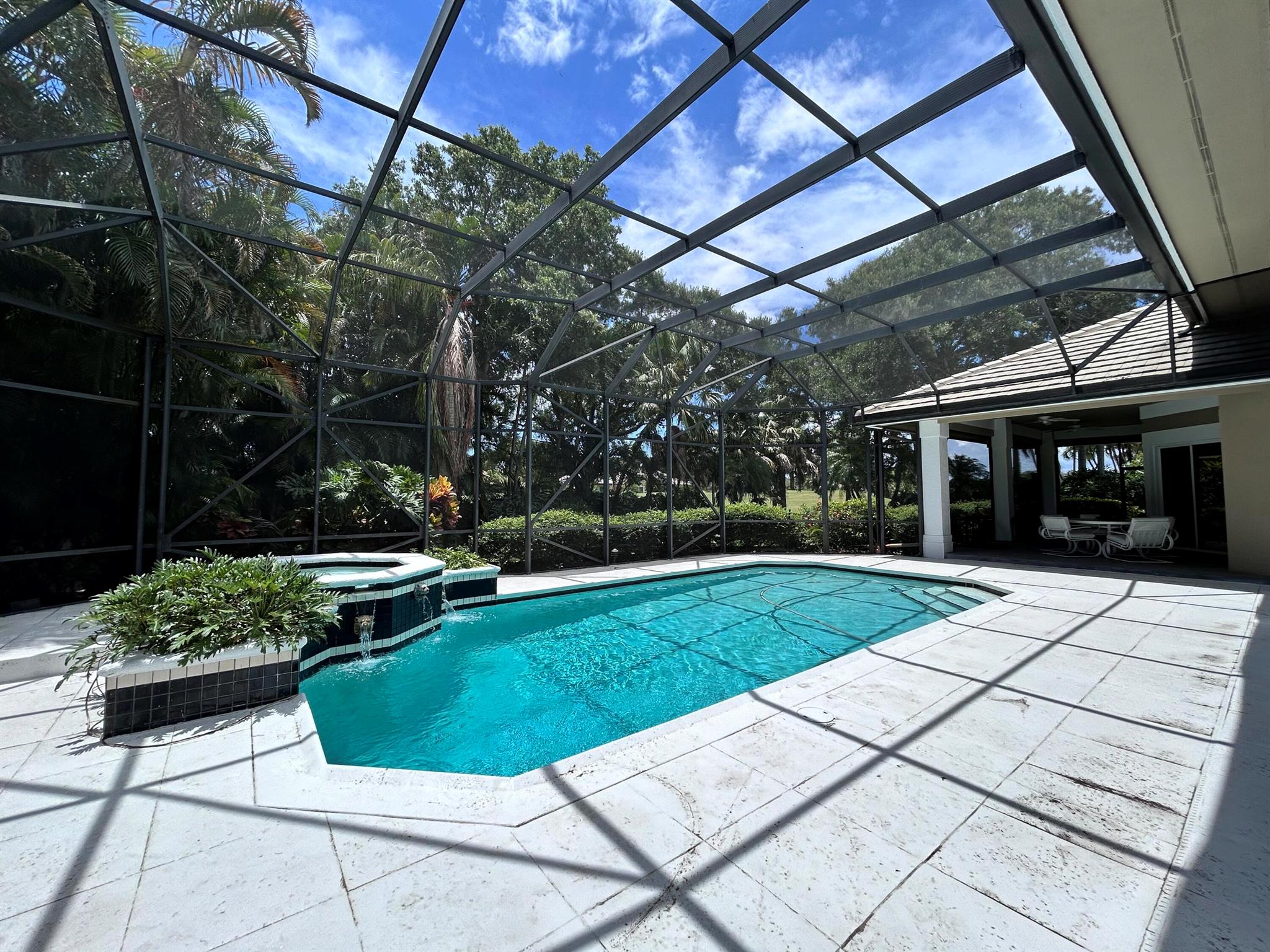 MARINER SANDS - Residential