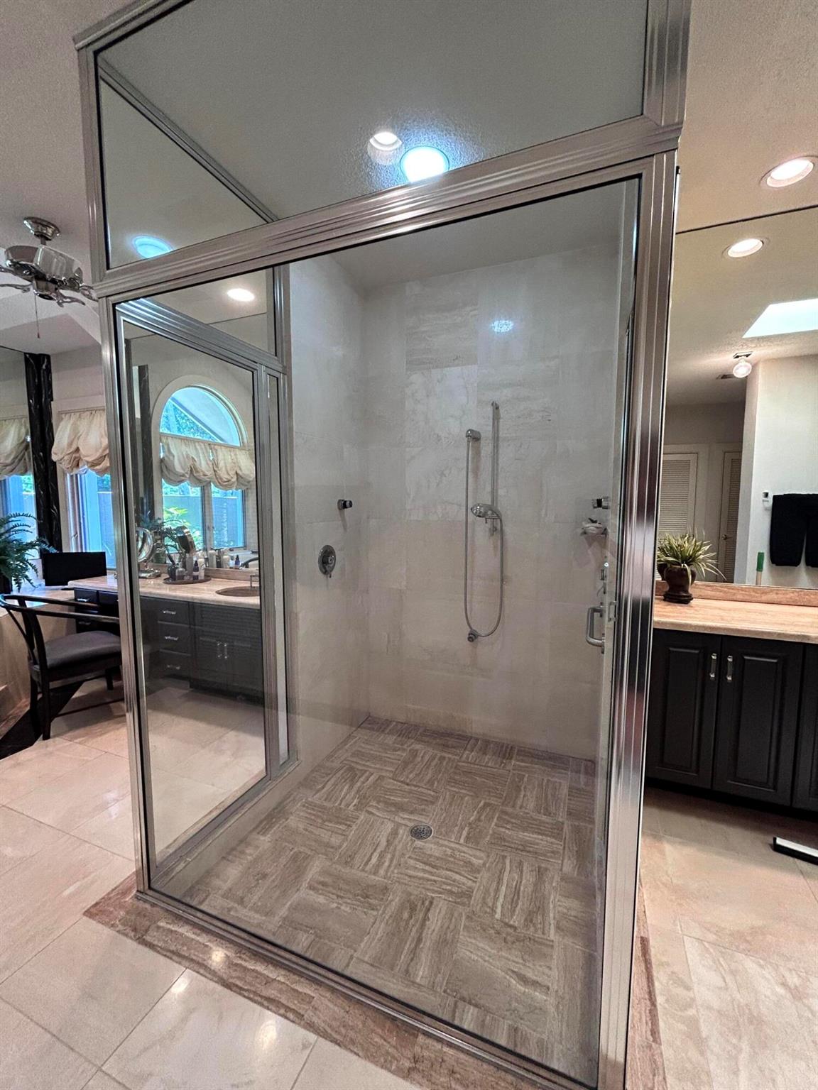 MARINER SANDS - Residential