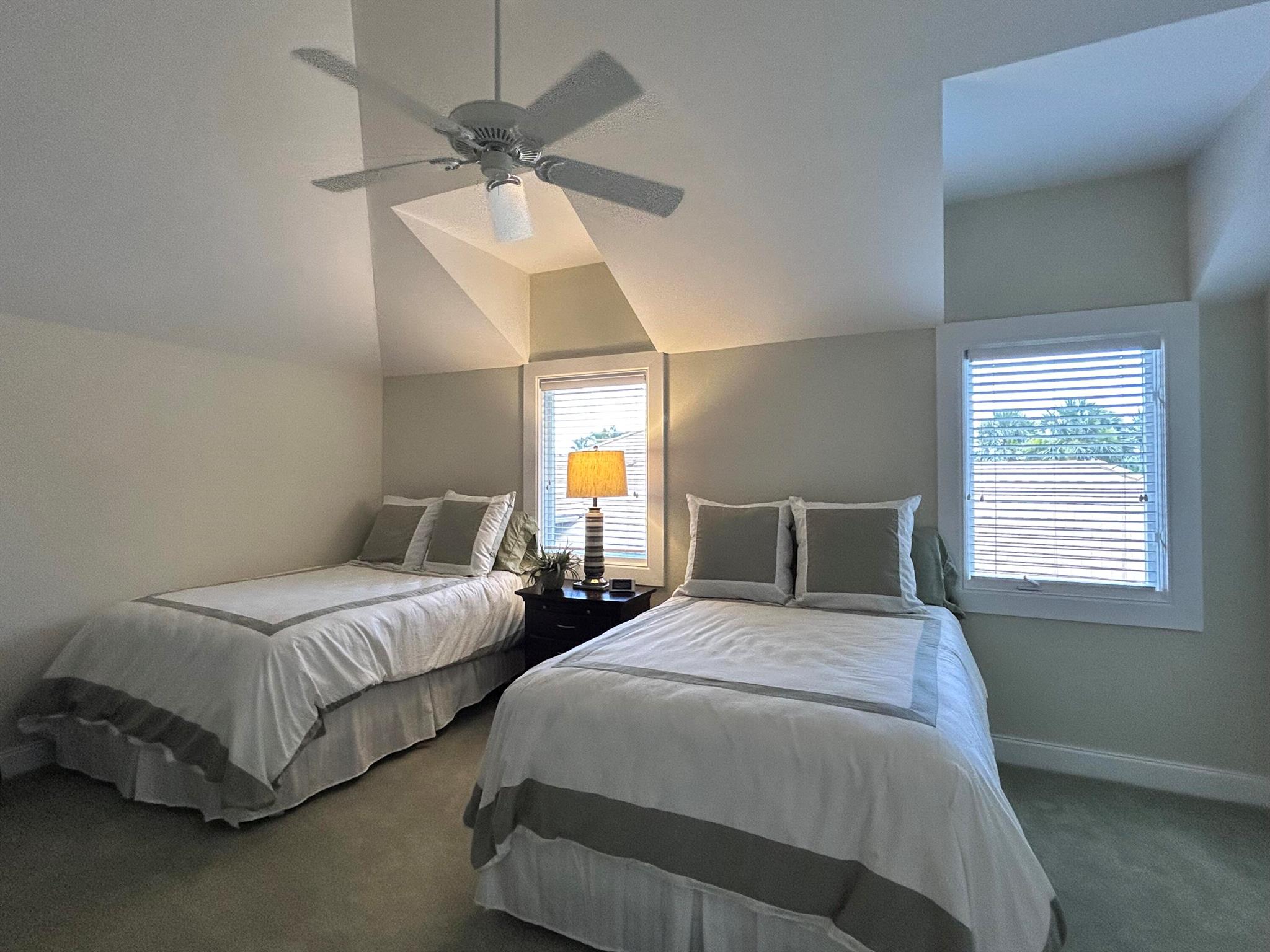 MARINER SANDS - Residential