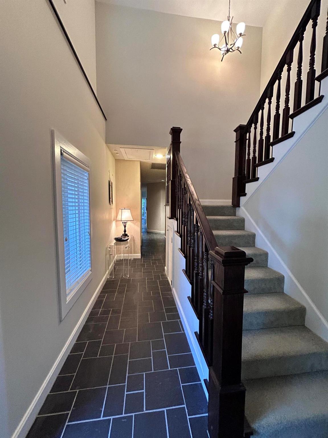 MARINER SANDS - Residential