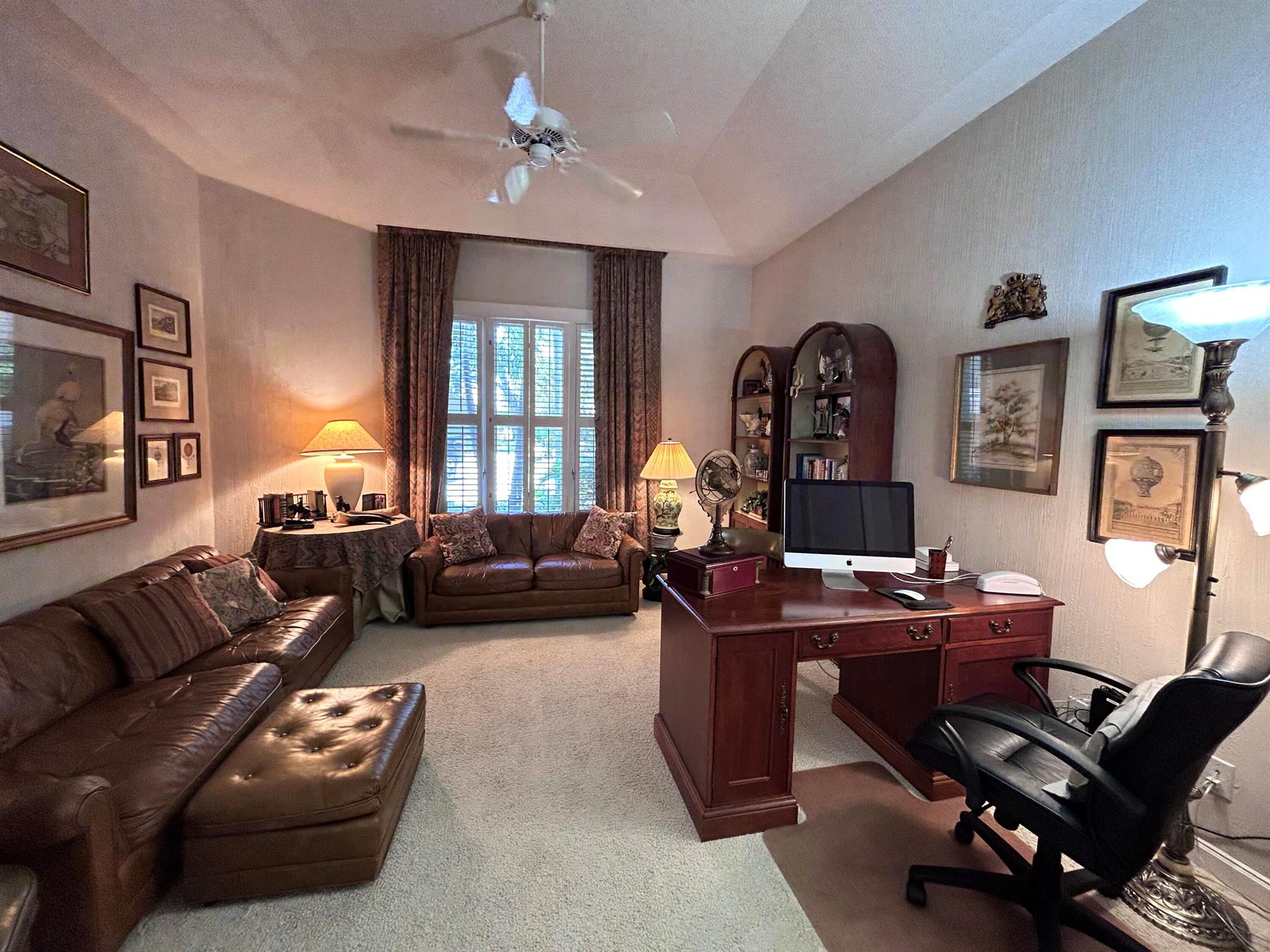 MARINER SANDS - Residential