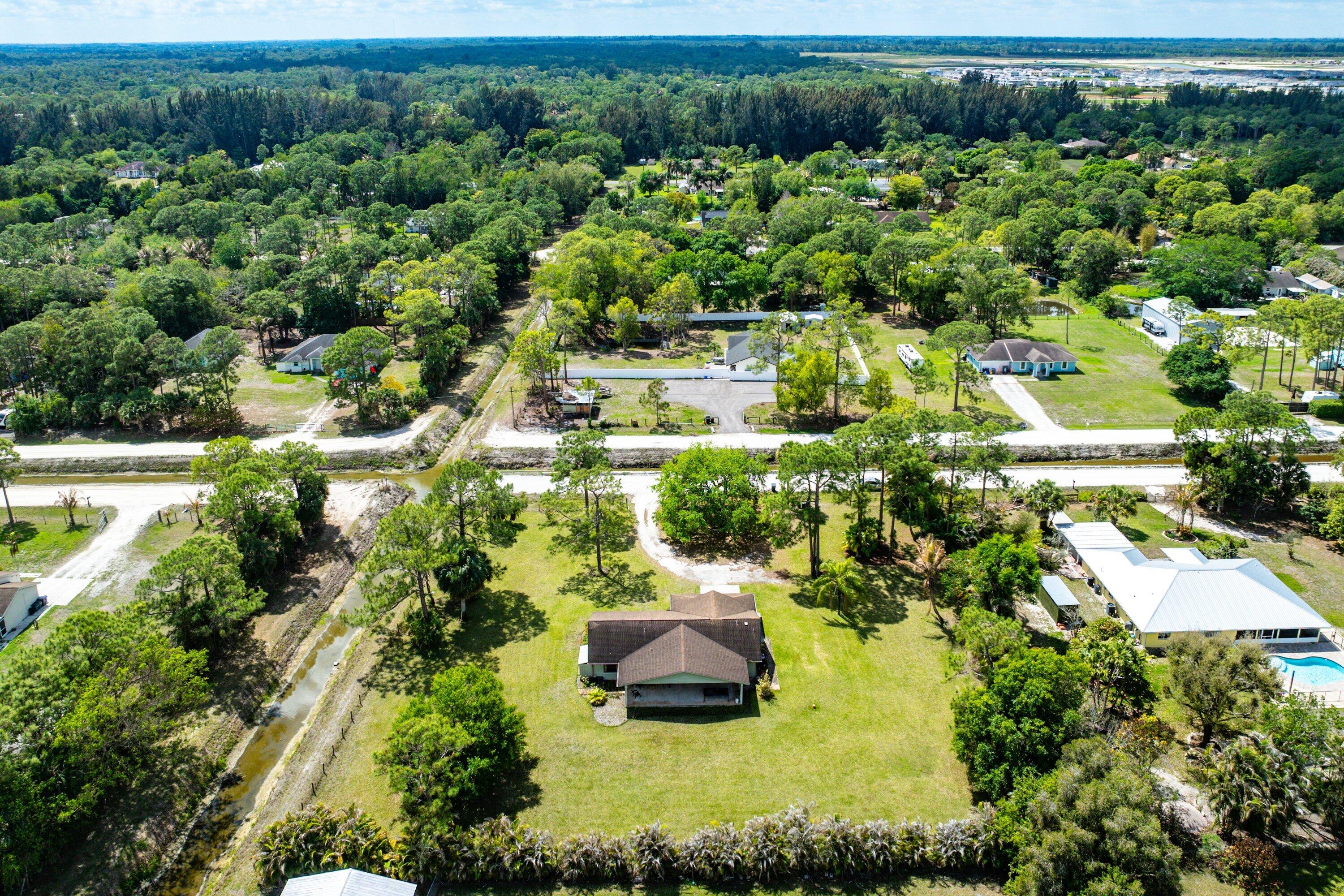 The Acreage - Residential