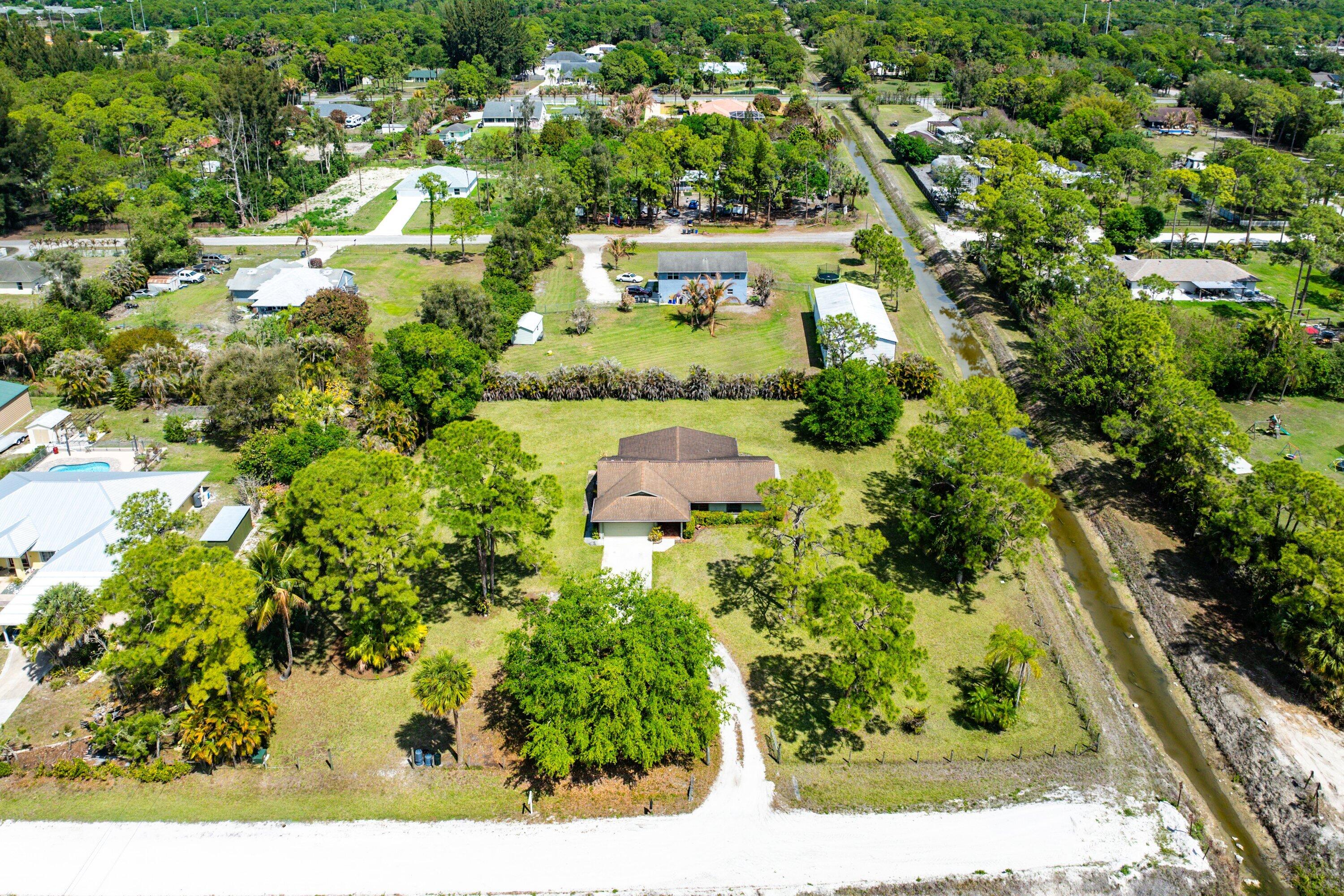 The Acreage - Residential