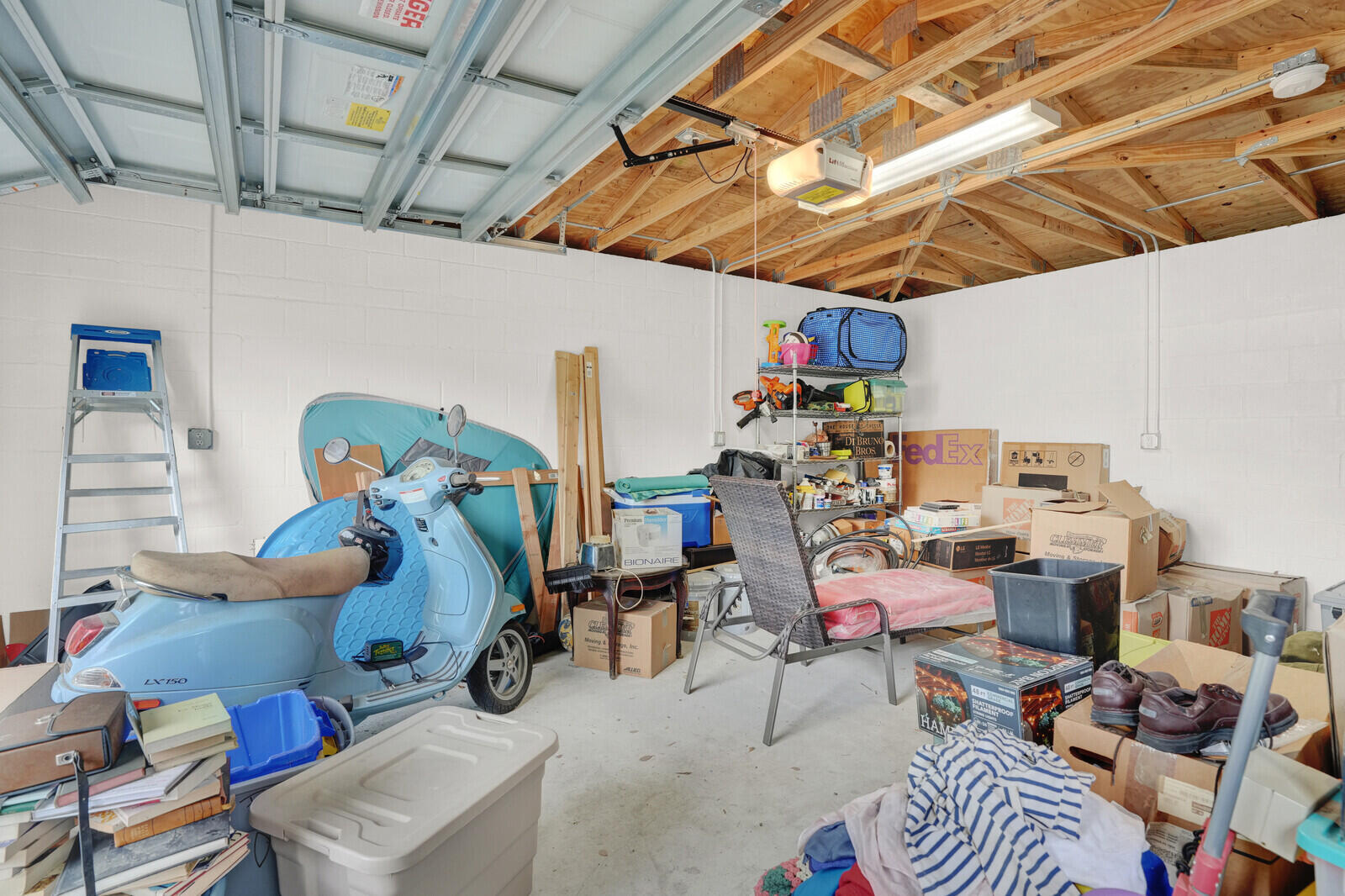 LAKE WORTH TOWN OF - Residential