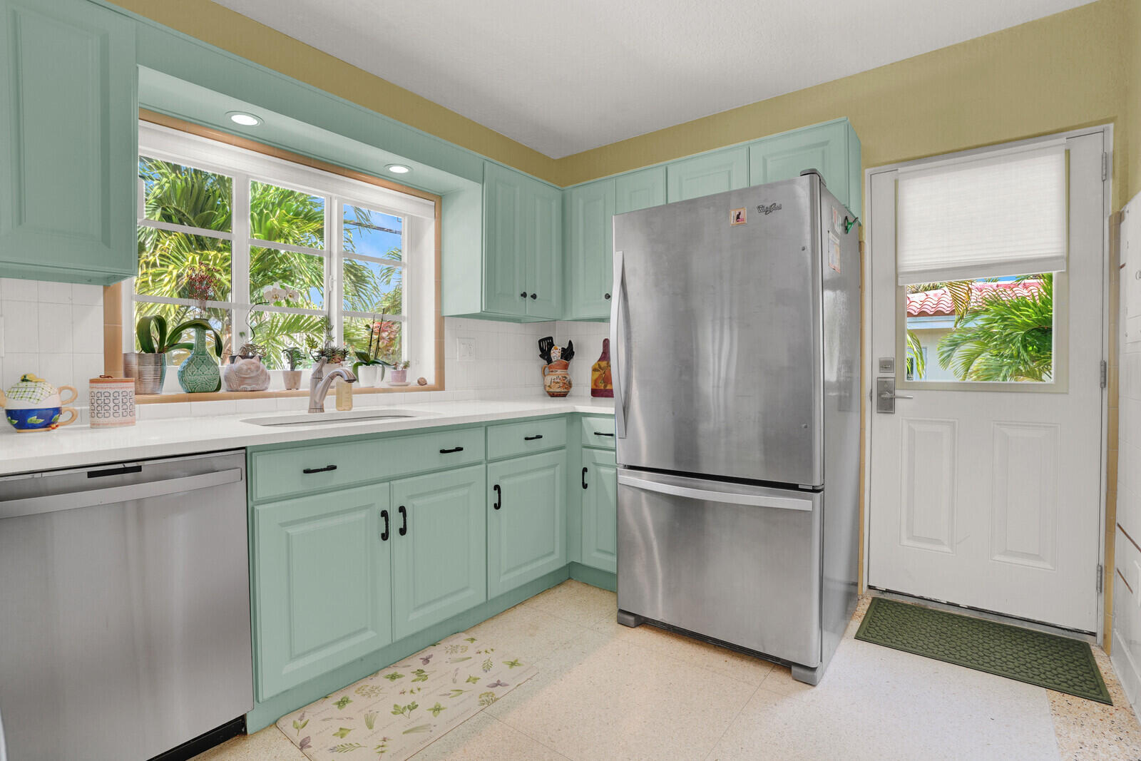 LAKE WORTH TOWN OF - Residential