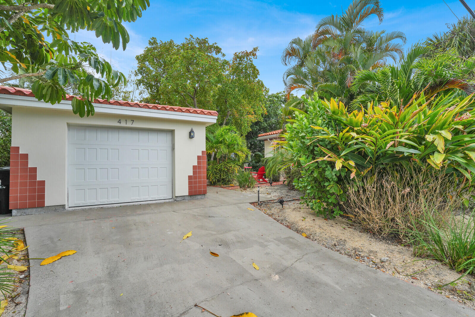 LAKE WORTH TOWN OF - Residential