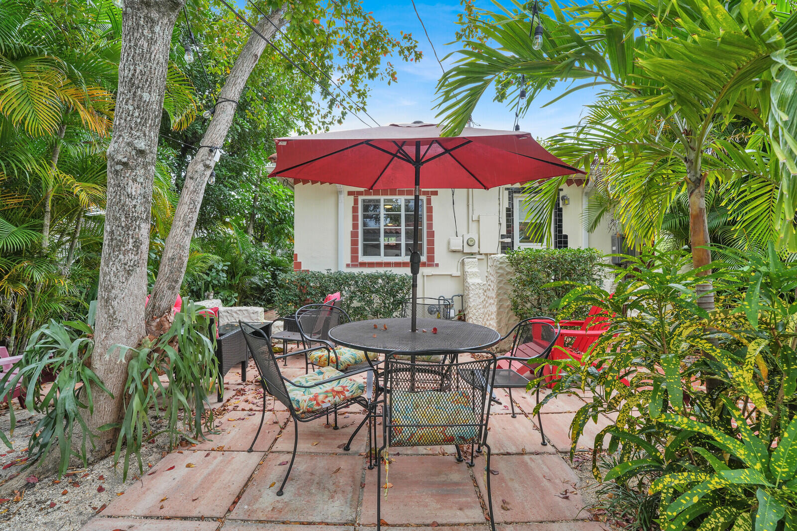 LAKE WORTH TOWN OF - Residential