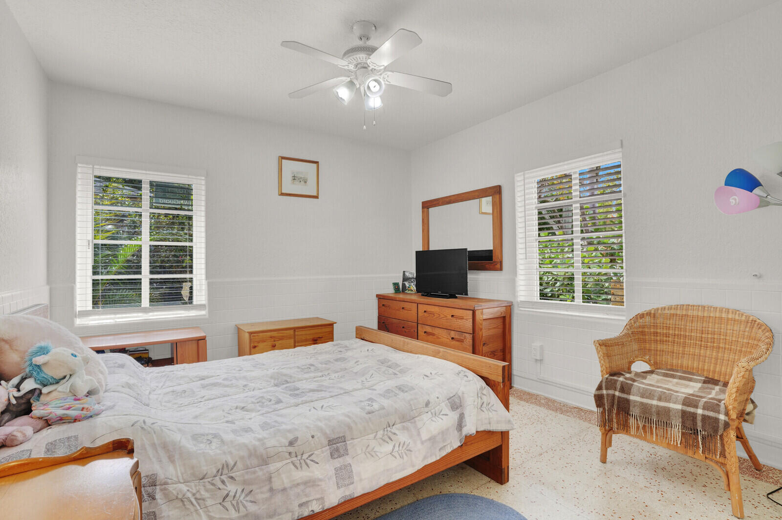 LAKE WORTH TOWN OF - Residential