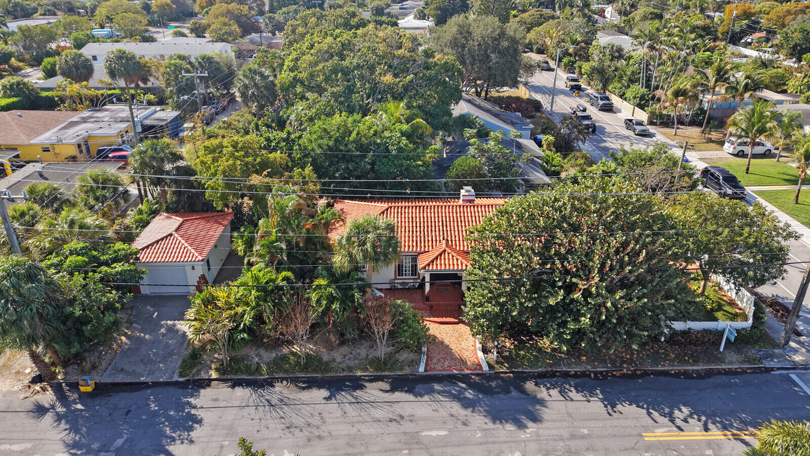 LAKE WORTH TOWN OF - Residential