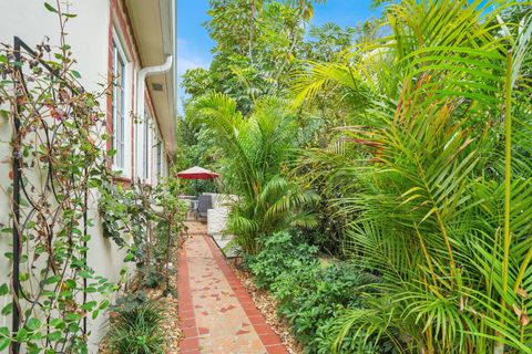 Tiny photo for 417 N 12th Avenue N, Lake Worth, FL 33460 (MLS # R11164902)