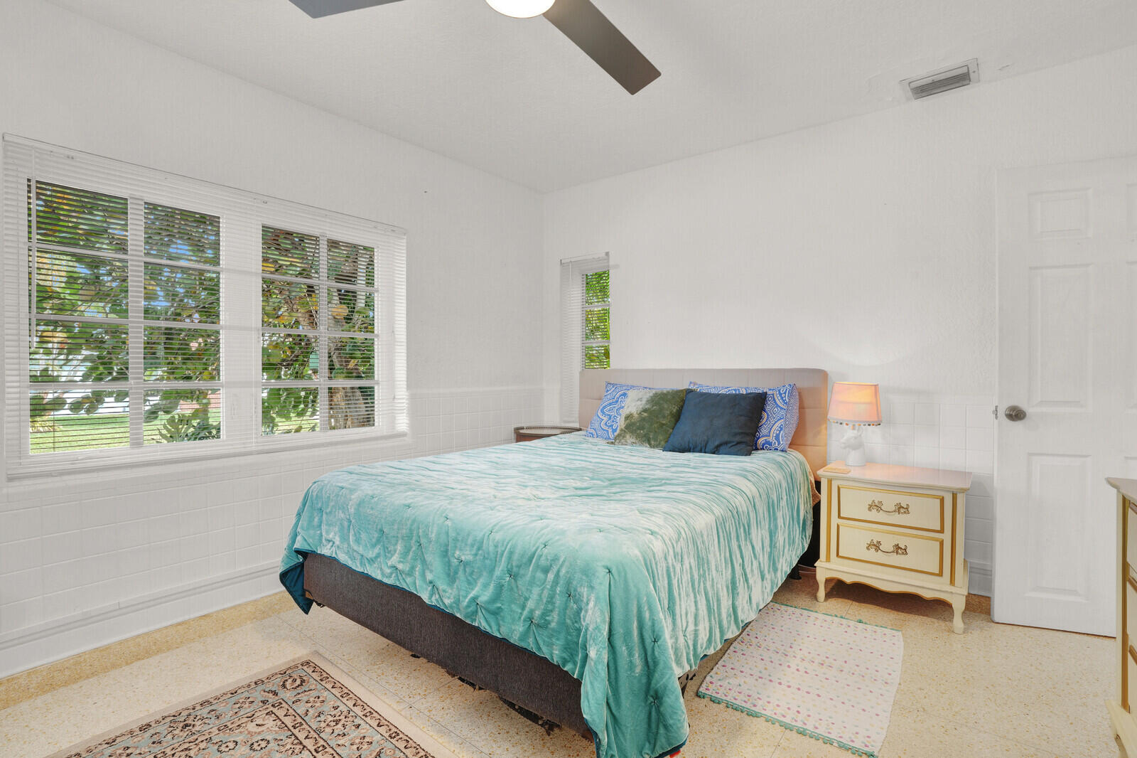 LAKE WORTH TOWN OF - Residential