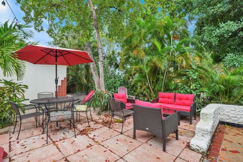 Tiny photo for 417 N 12th Avenue N, Lake Worth, FL 33460 (MLS # R11164902)