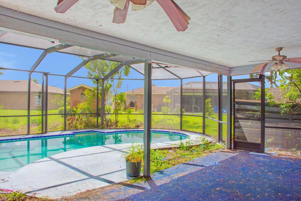 PORT ST LUCIE SECTION 4 - Residential