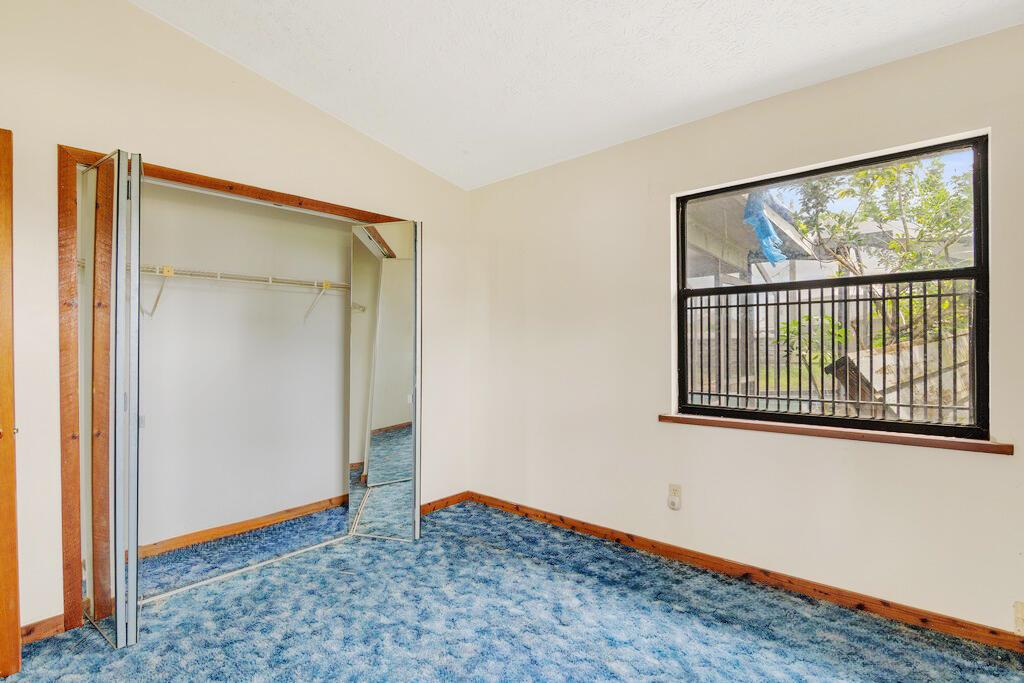 PORT ST LUCIE SECTION 4 - Residential