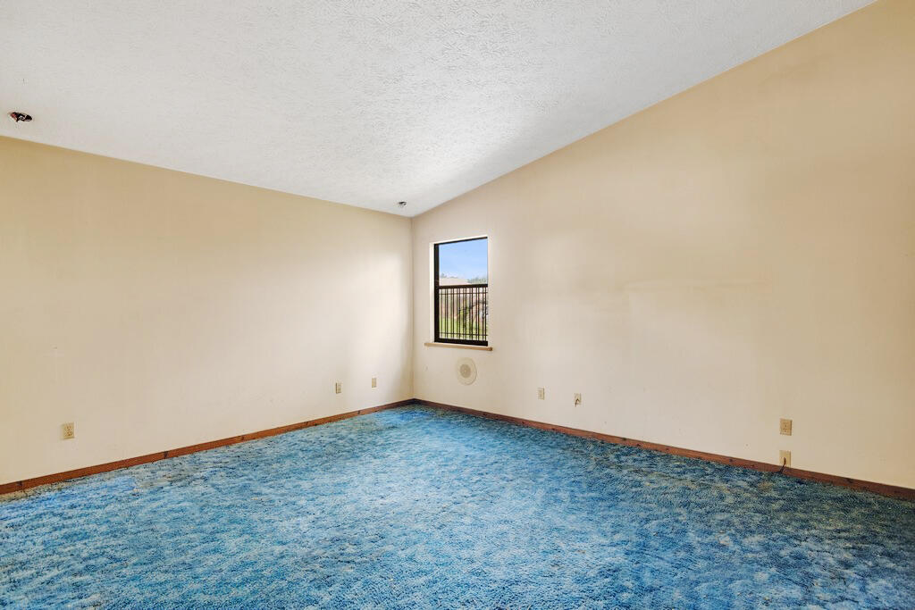 PORT ST LUCIE SECTION 4 - Residential