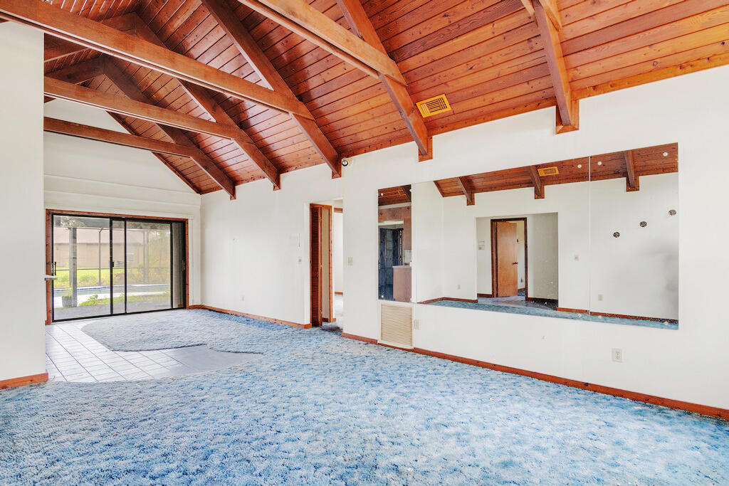 PORT ST LUCIE SECTION 4 - Residential