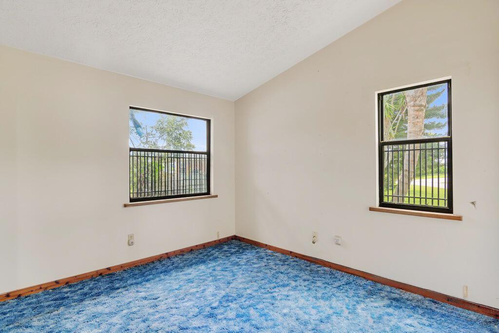 PORT ST LUCIE SECTION 4 - Residential