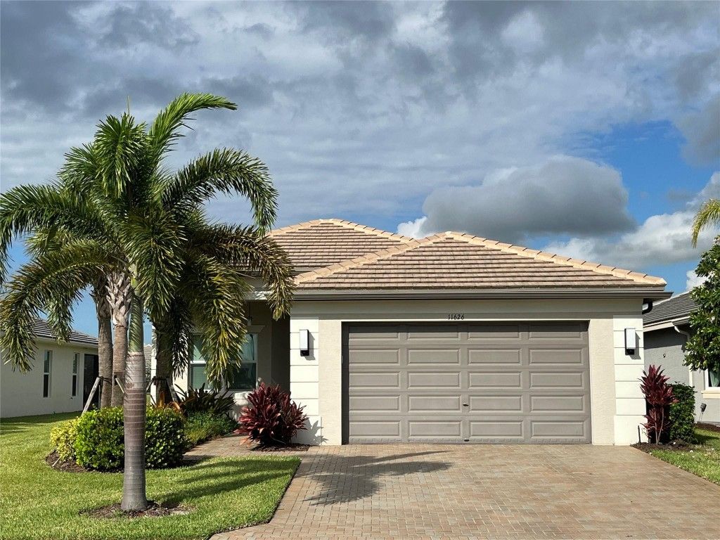 Photo of 11626 Moon River Way, Port Saint Lucie, FL 34987 (MLS # F10465001)