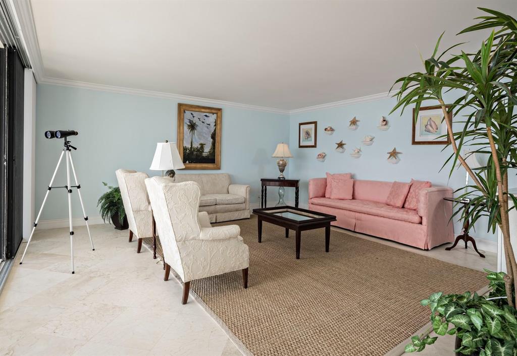 OLD PORT COVE CONDO THREE QUAY SOUTH - Residential