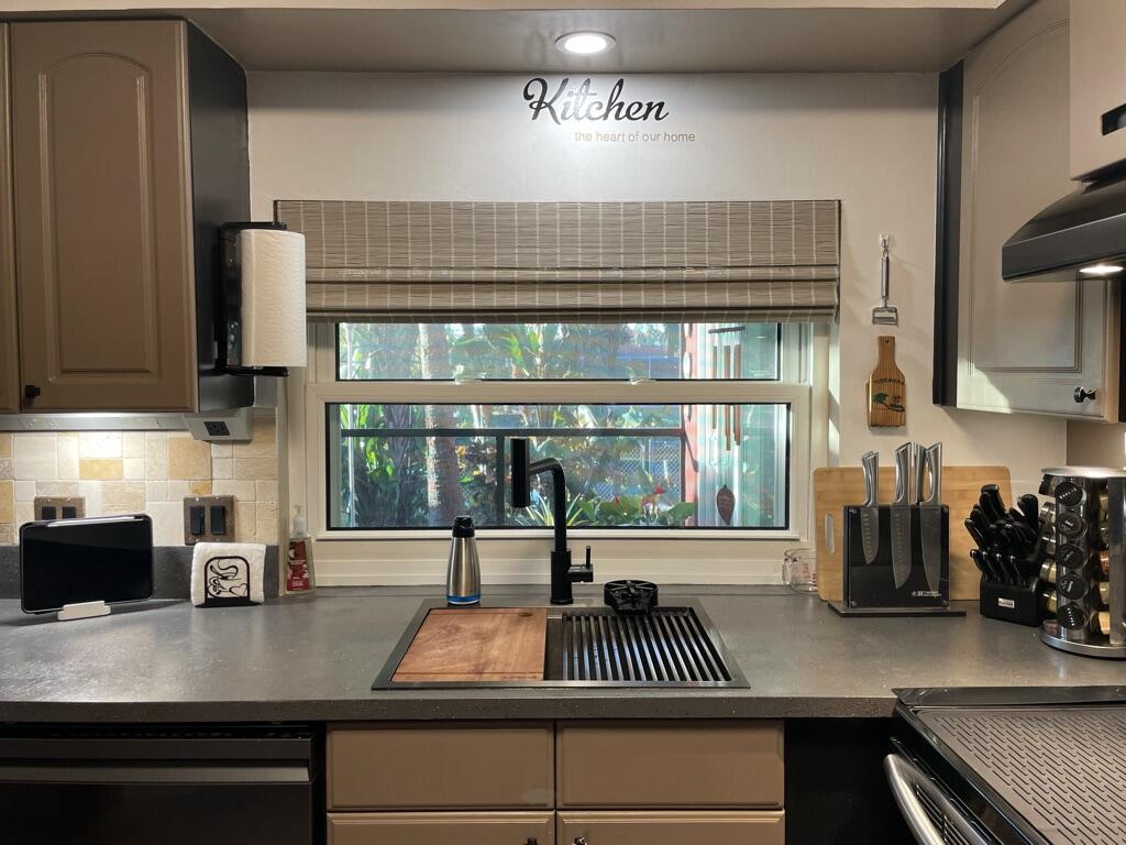 SUNRISE GOLF VILLAGE SEC 20 - Residential