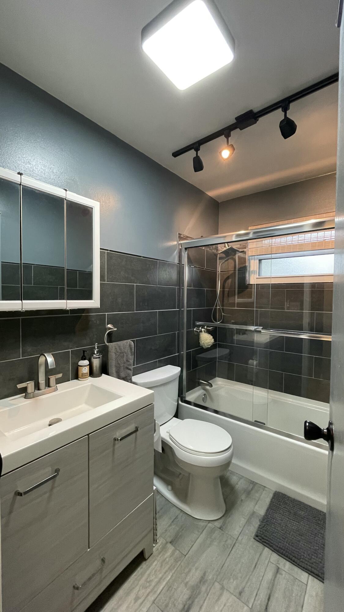 SUNRISE GOLF VILLAGE SEC 20 - Residential