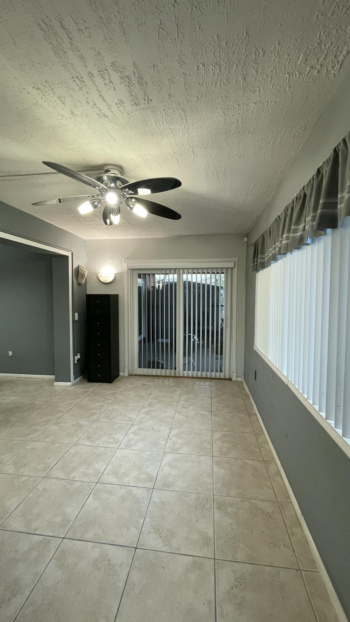 SUNRISE GOLF VILLAGE SEC 20 - Residential