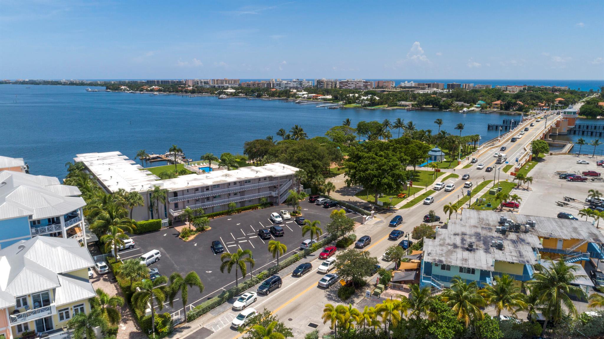 LANTANA HGTS PL 5 IN - Residential