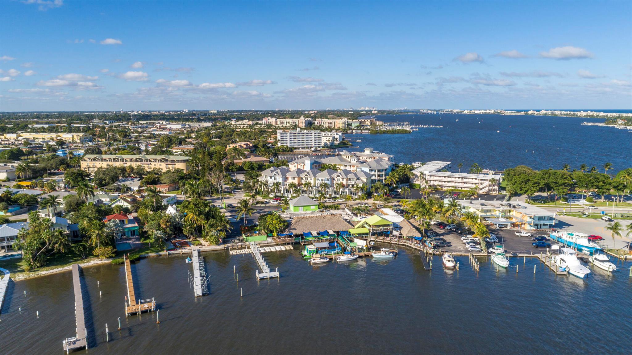 LANTANA HGTS PL 5 IN - Residential