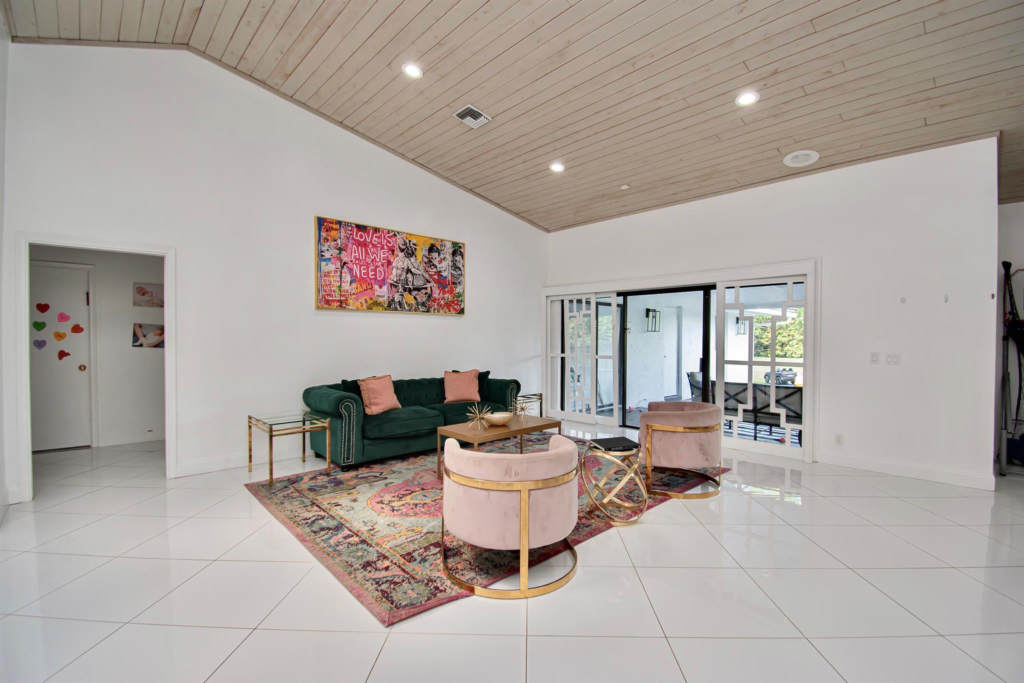 7171 Valencia Drive