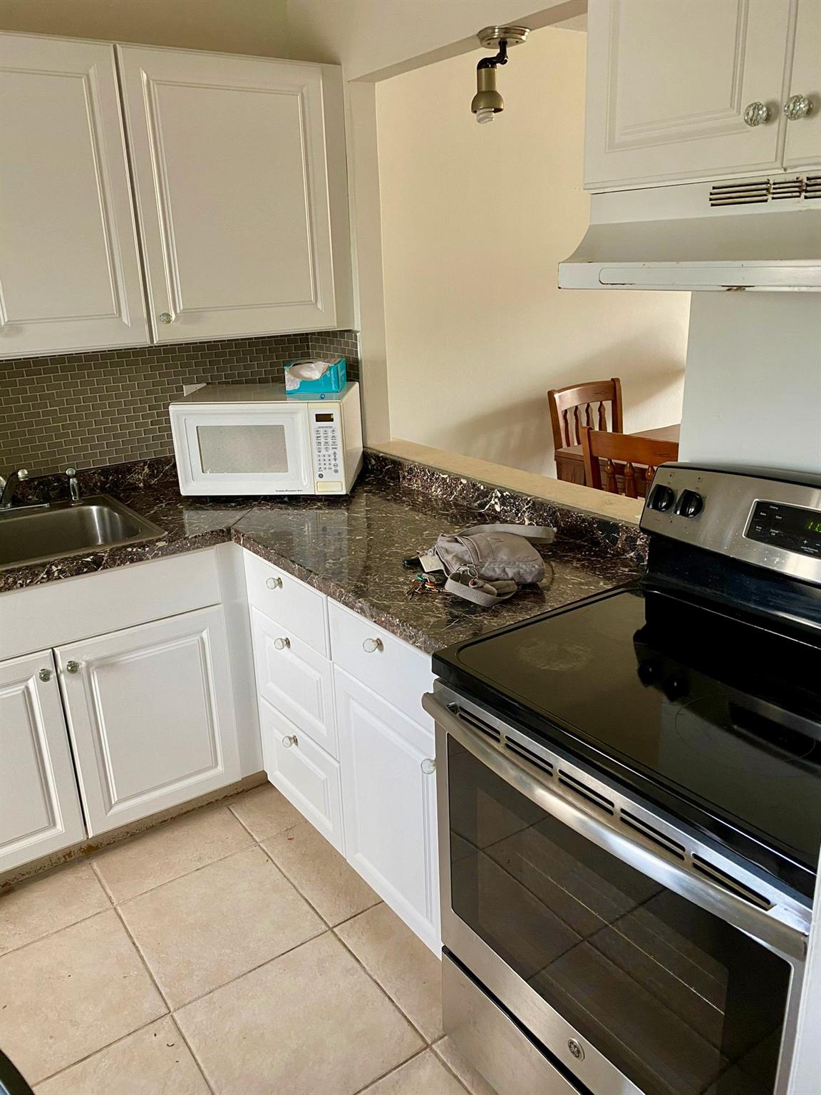 Turf Condo - Residential Lease