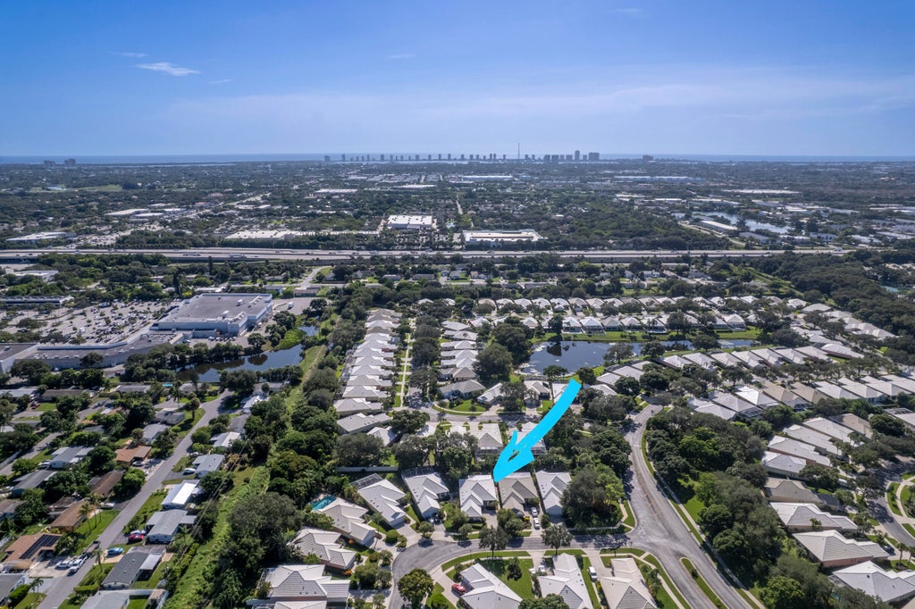 Photo of 8761 Wakefield Drive, Palm Beach Gardens, FL 33410 (MLS # R11119055)