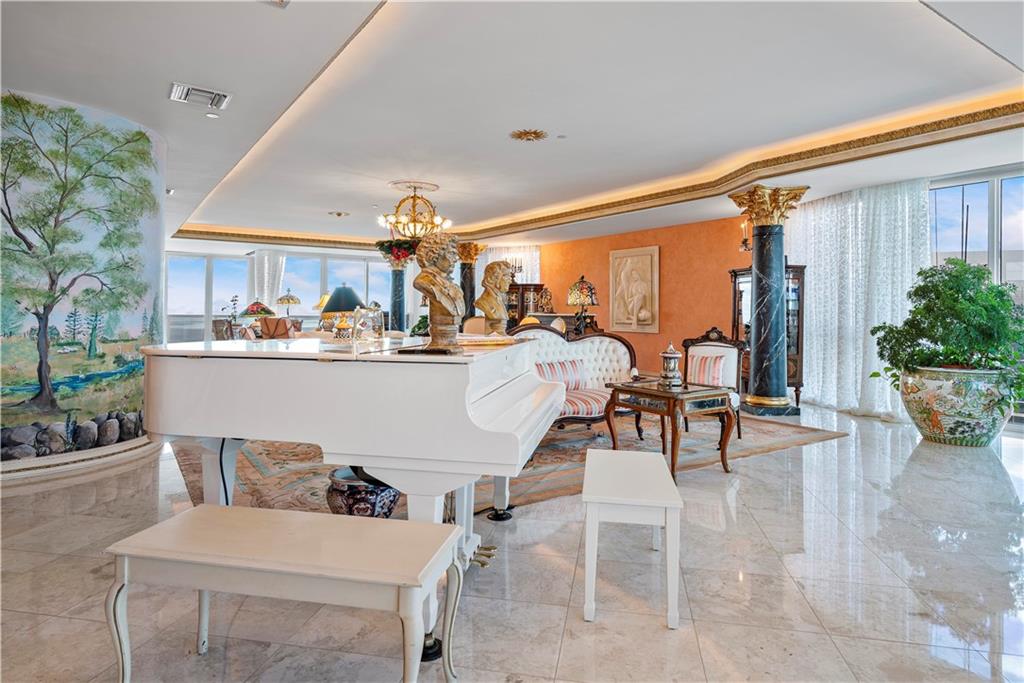 L'Hermitage - Residential